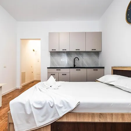 Garsoniera Laguna Stefan Building Apartment *