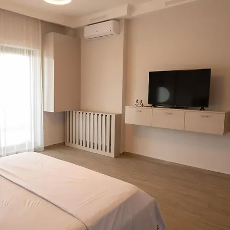 Apartment Casa Del Mar 2 *