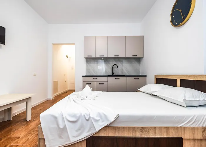 Garsoniera Laguna Stefan Building Apartmán *